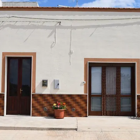 La Casa Dei Fiori Villa Castelluzzo Exterior photo
